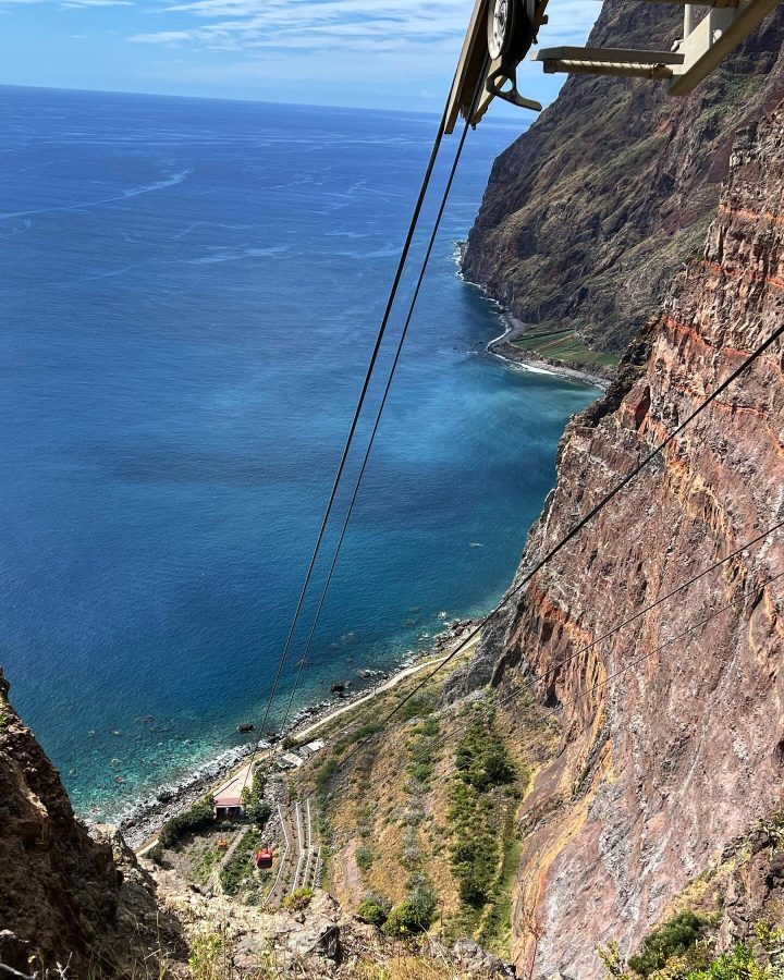 Teleférico das Fajãs do Cabo Girão