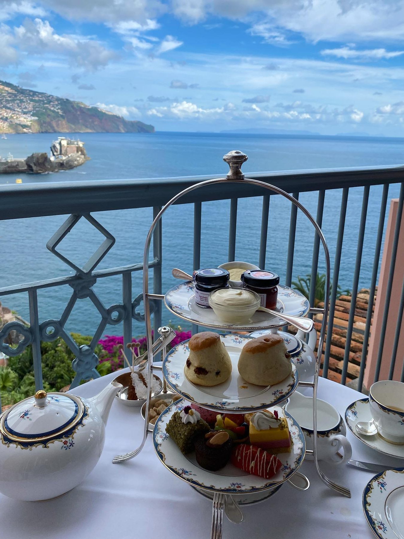 afternoon tea reids palace hotel funchal