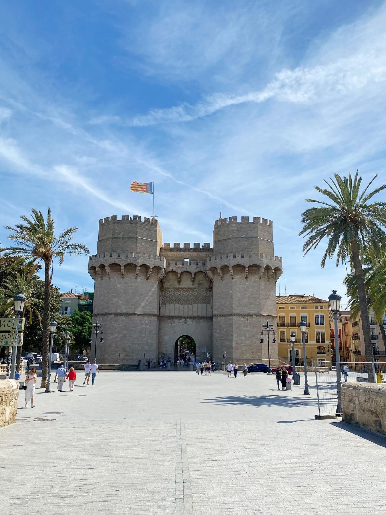 torres de serranos valencia