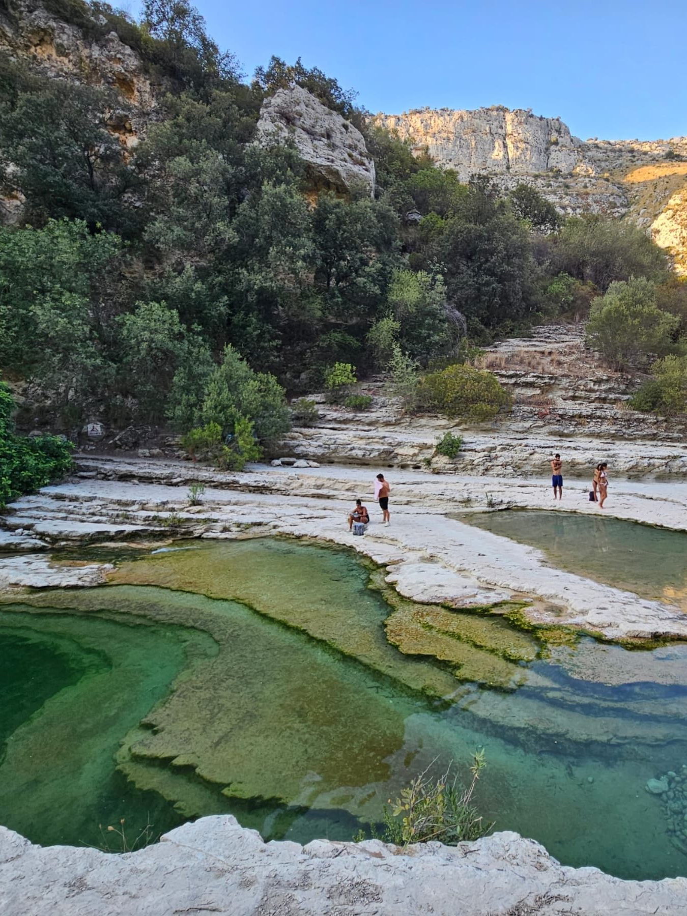 Cavagrande del Cassibile Hike zwemmen in natuurlijke meertjes