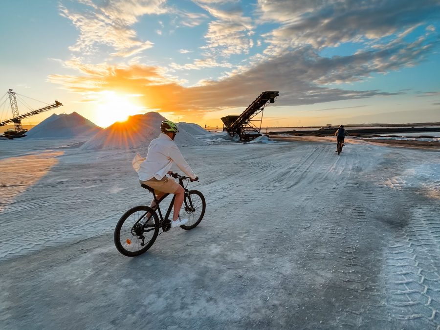 Fietstour langs de zoutvlaktes op Sardinië