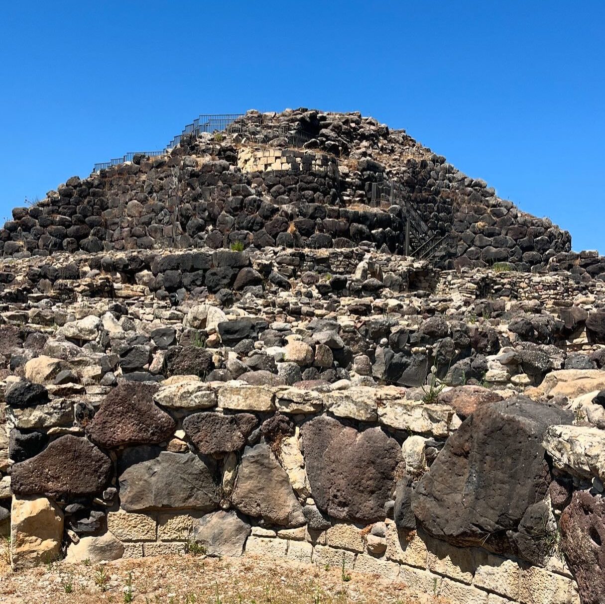 Nuraxi di Barumini nuraghe cagliari