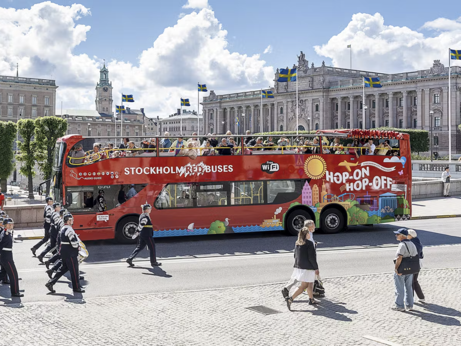 hop on hop off bus stockholm